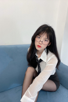 公交车后车座